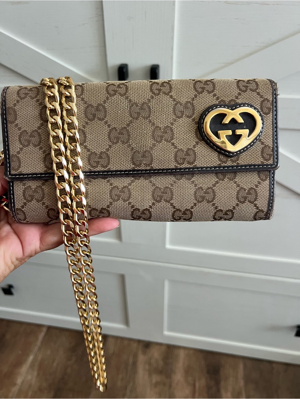 Vintage Gucci Lovely Heart GG Canvas Continental Flap Wallet/Crossbody/ w Chain